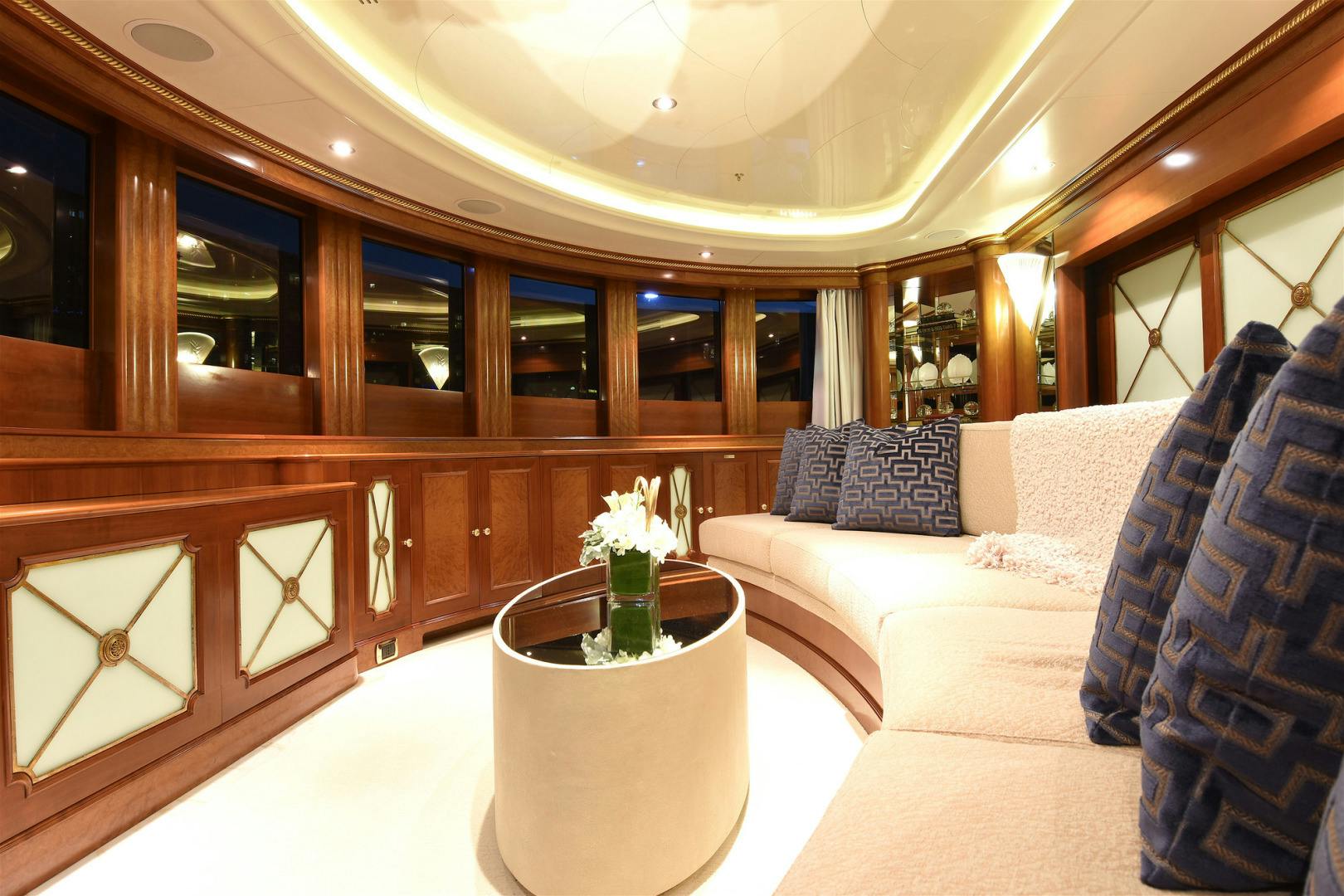 2003 Benetti 181' 55m LADY MICHELLE | Picture 5 of 45