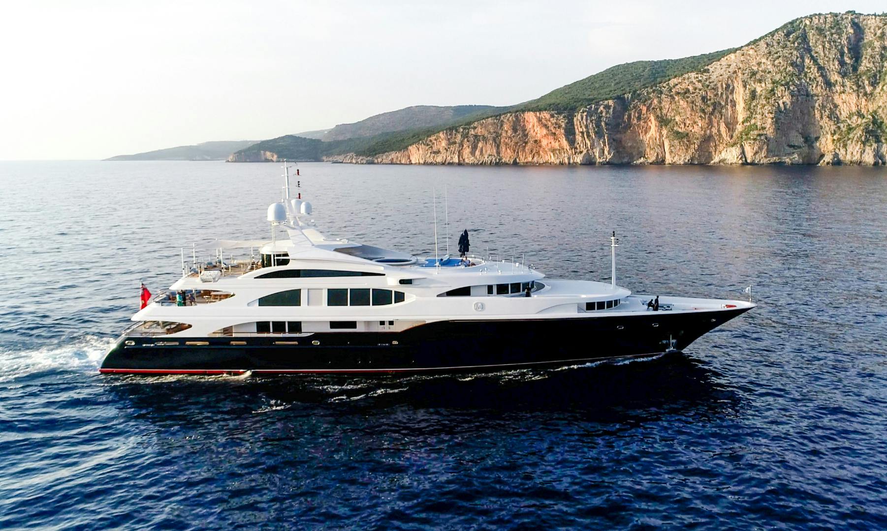 2003 Benetti 181' 55m LADY MICHELLE | Picture 7 of 45