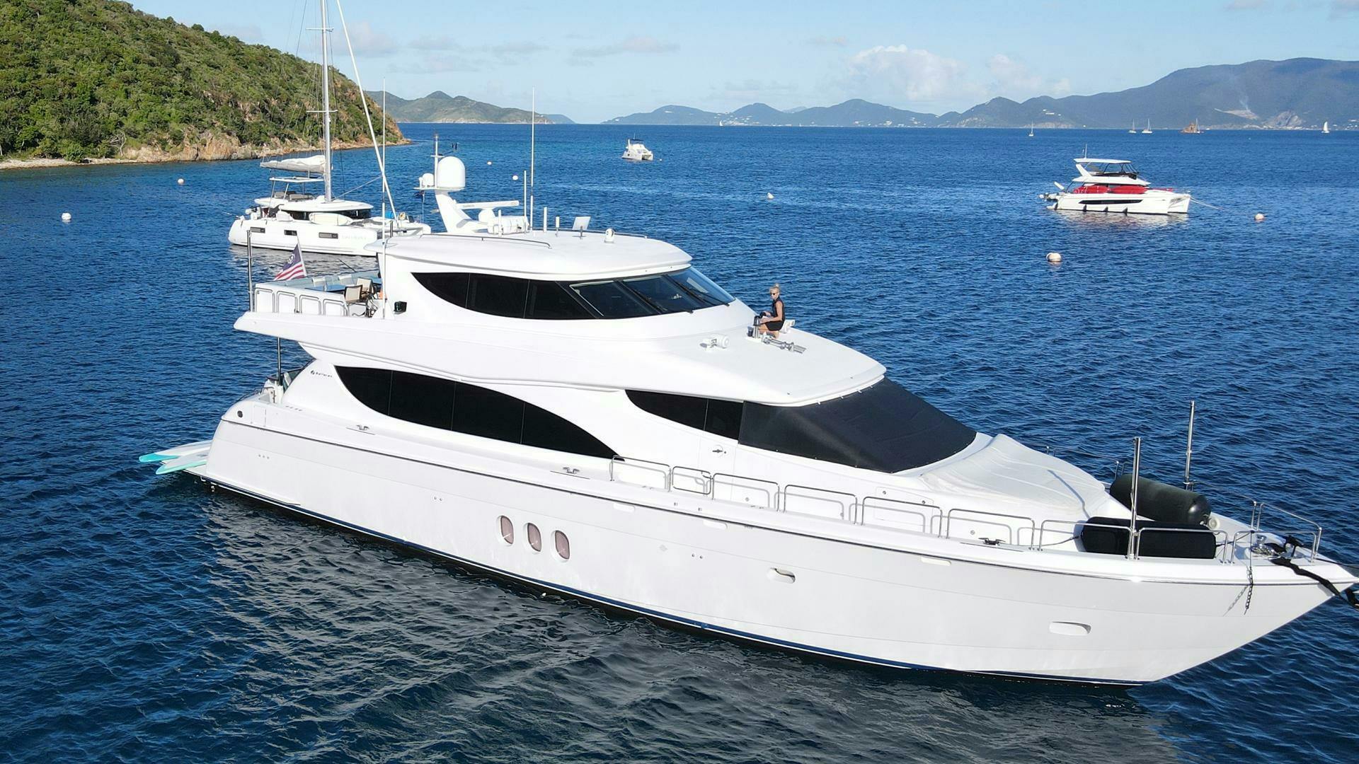 2014 Hatteras 80' 80 Motor Yacht Done Deal | Picture 1 of 85